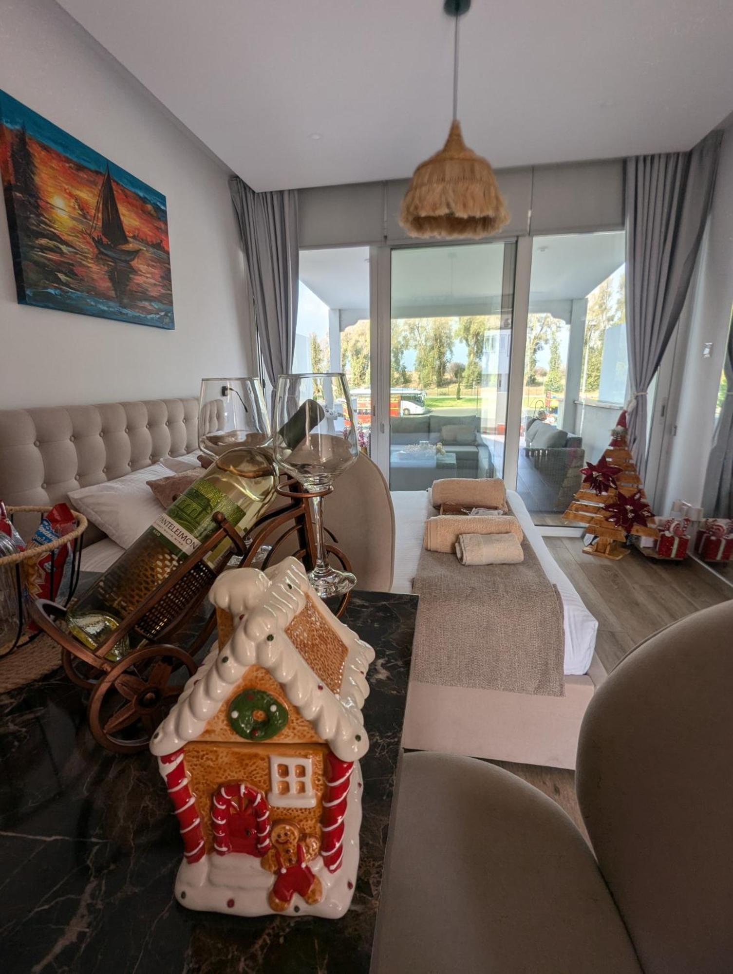 Appartamento Bohemian Rhapsody Paphos Esterno foto