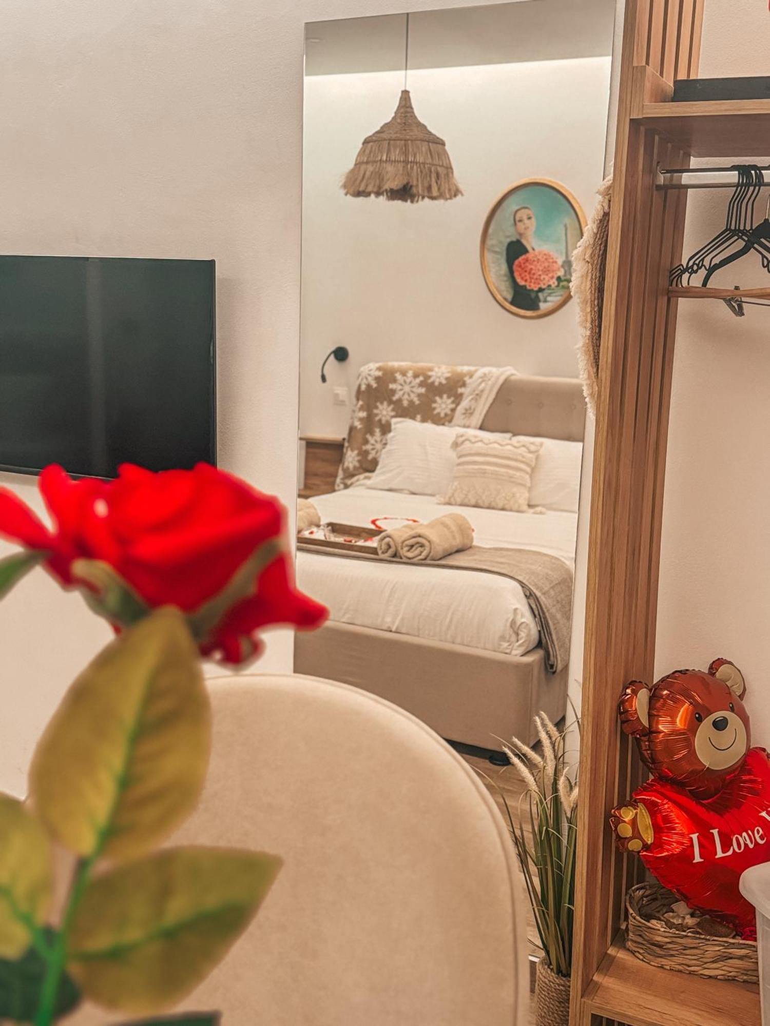 Appartamento Bohemian Rhapsody Paphos Esterno foto